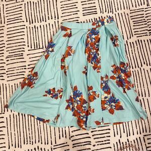 Lularoe Madison floral skirt with pockets Blue size XS